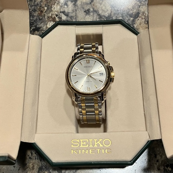 Seiko Kinetic 5m42-0j69 - Picture 1 of 6